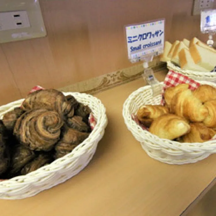 ホテル1-2-3 倉敷 朝食パン
